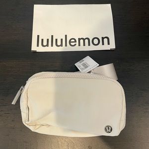 Lululemon Everywhere Belt Bag White